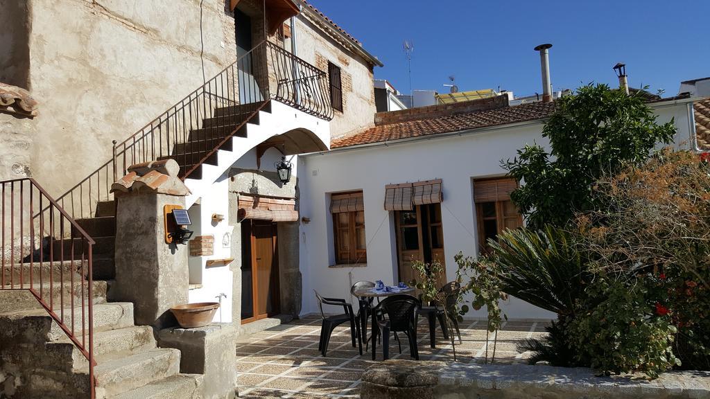 Casa De Pueblo Montenegro Саламеа-де-ла-Серена Экстерьер фото