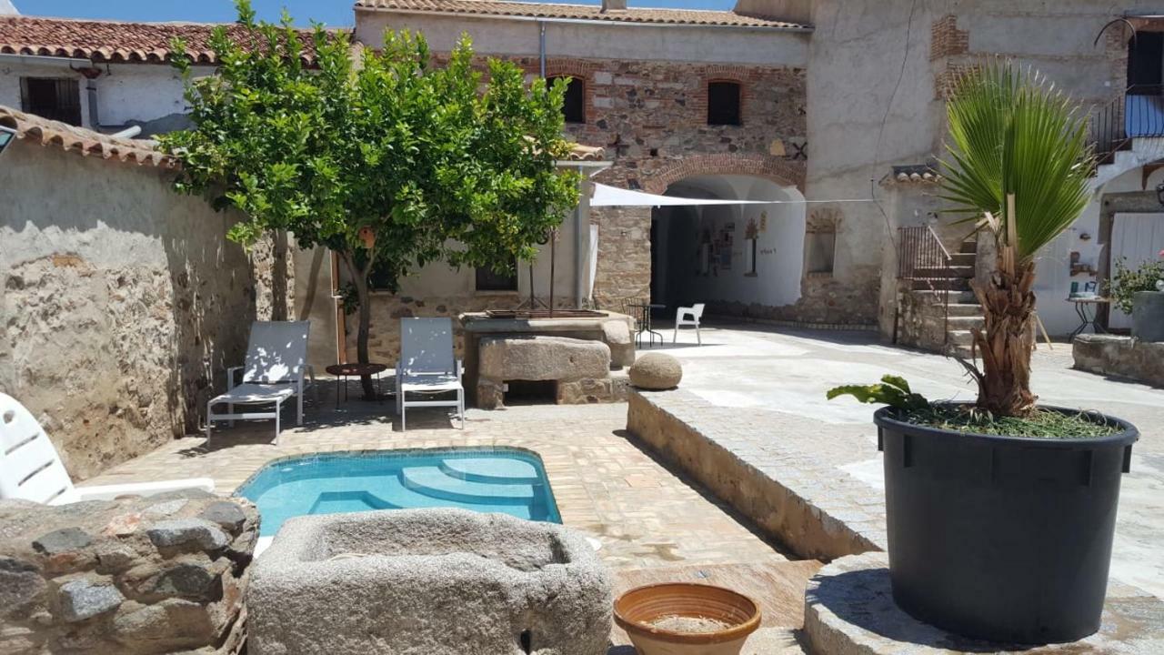 Casa De Pueblo Montenegro Саламеа-де-ла-Серена Экстерьер фото