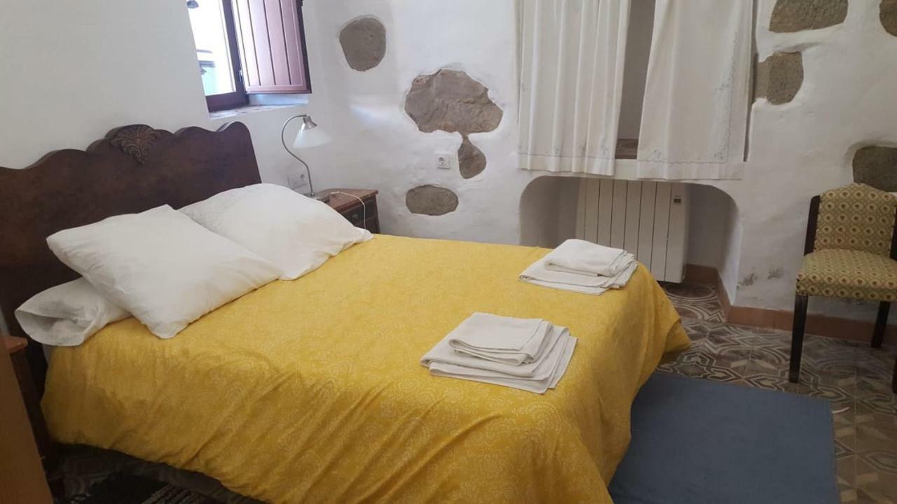 Casa De Pueblo Montenegro Саламеа-де-ла-Серена Экстерьер фото